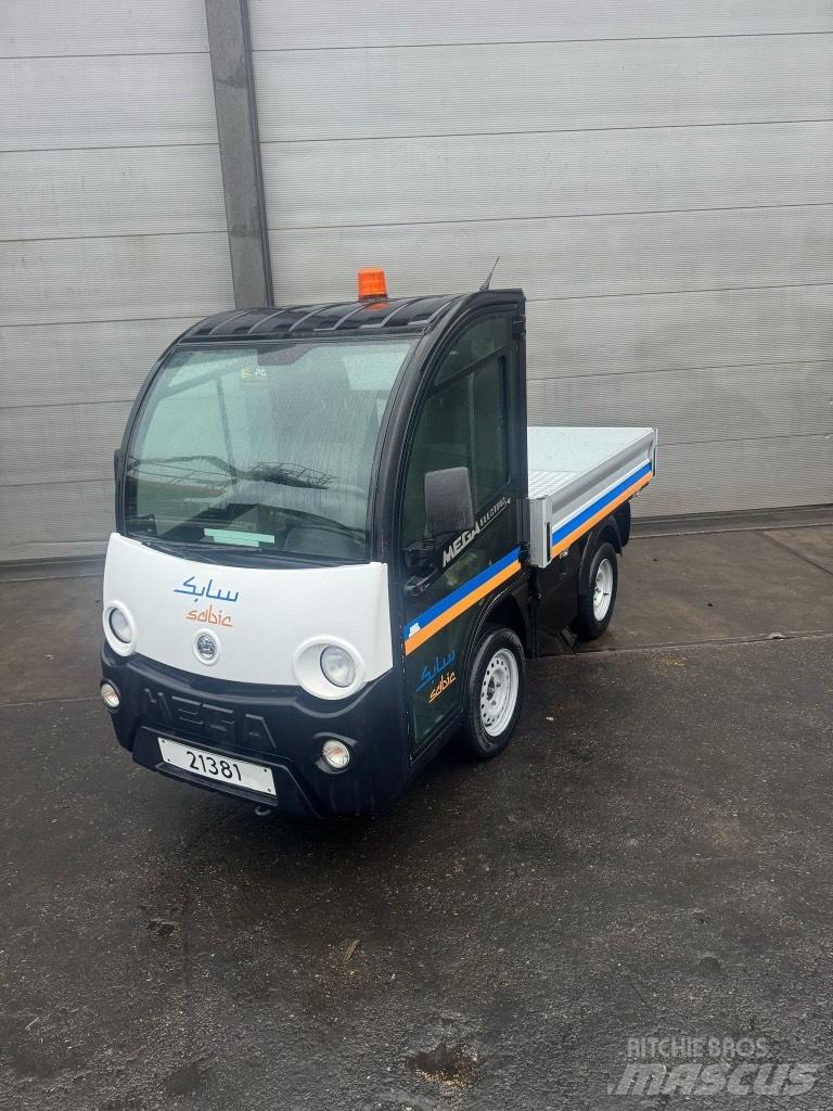Aixam Mega Transportation - Others
