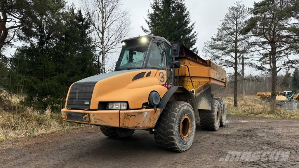 CASE 330 B Articulated Dump Trucks (ADTs)