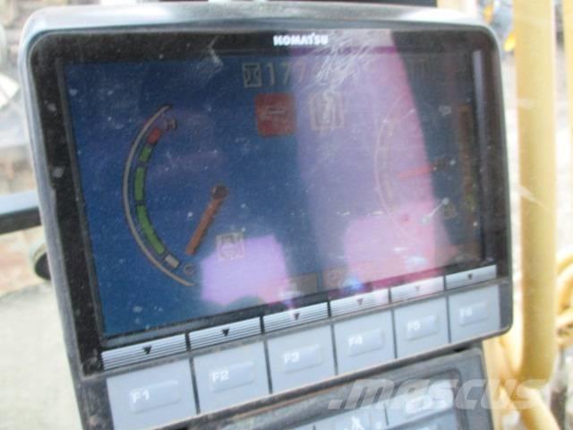 Komatsu PC 240 NLC-8 Crawler excavators