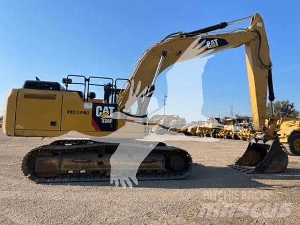 CAT D6T XL Crawler dozers