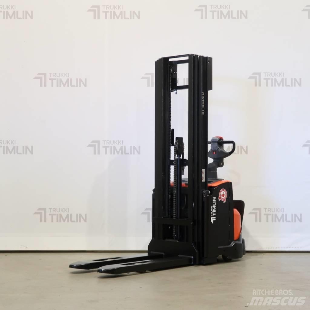 BT SWE120 (uusi akku) Self propelled stackers