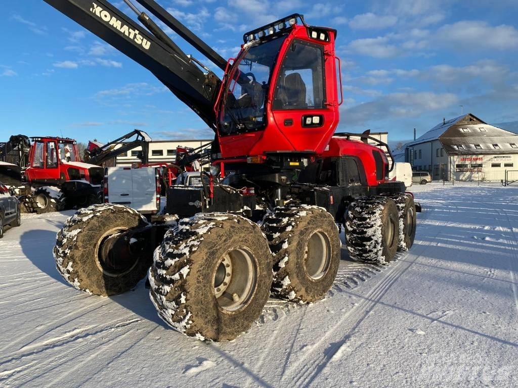 Komatsu 931 XC Harvesters