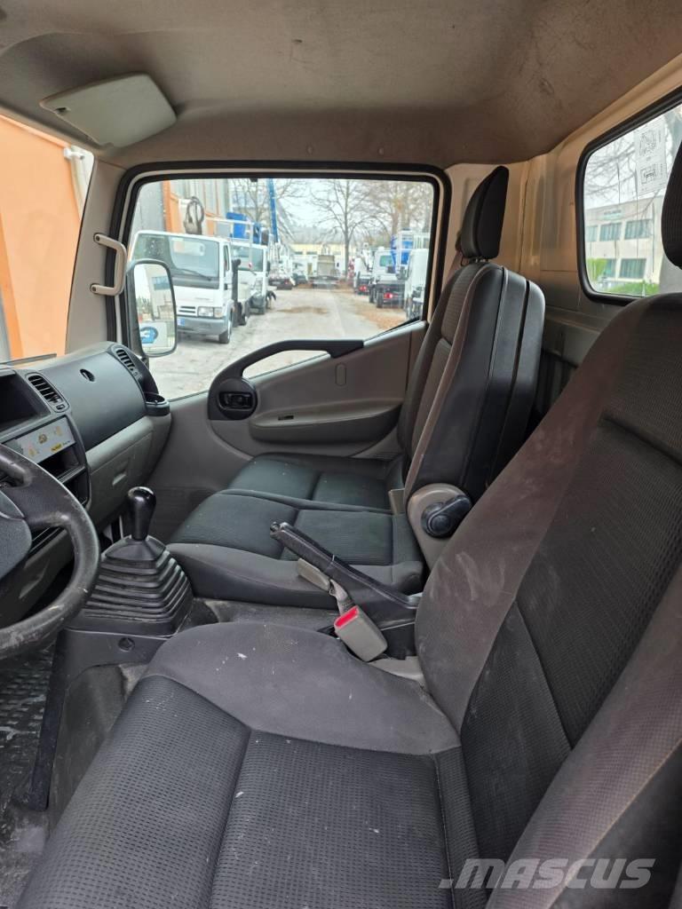 Palfinger P 200 A Truck & Van mounted aerial platforms