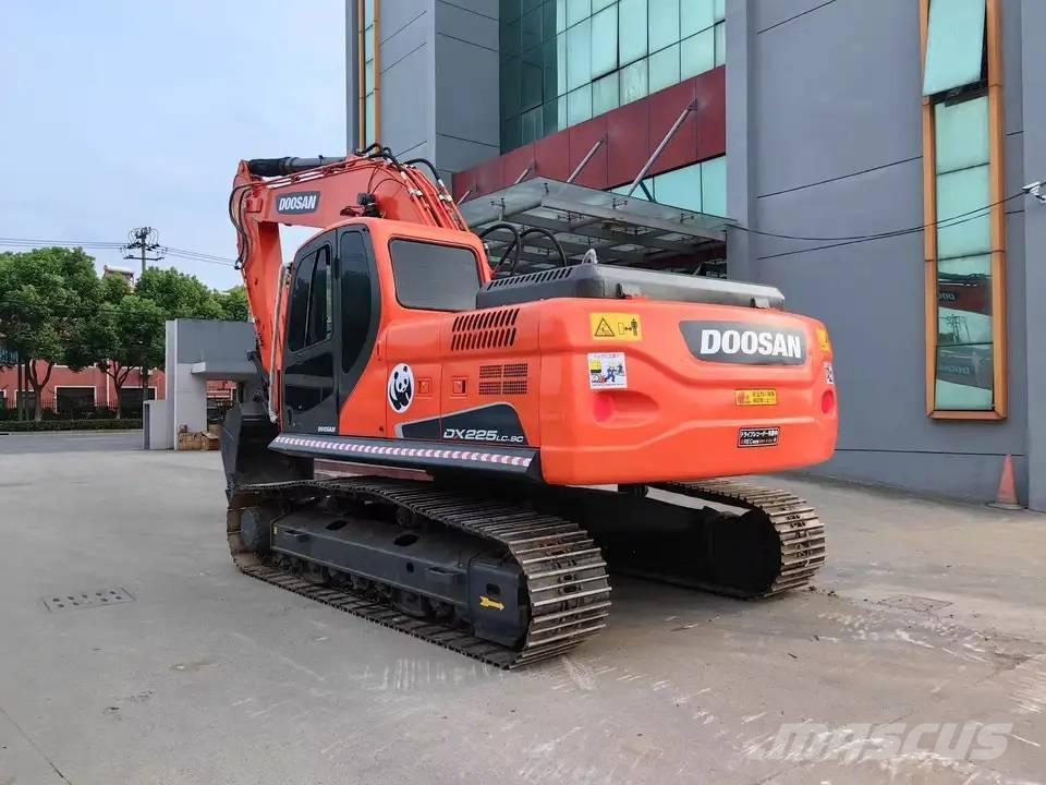 Doosan DX225LC-9C Crawler excavators