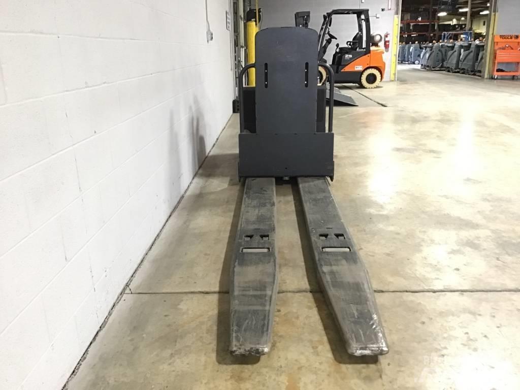 Raymond 8510 Hand pallet truck