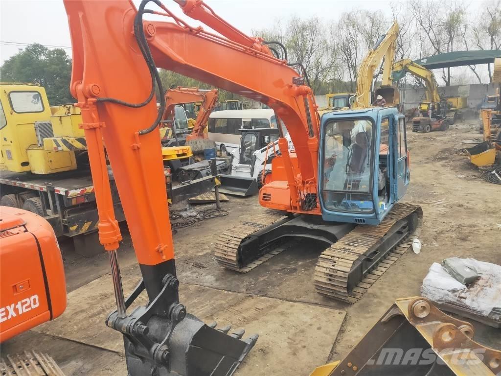 Hitachi EX120 Midi excavators  7t - 12t