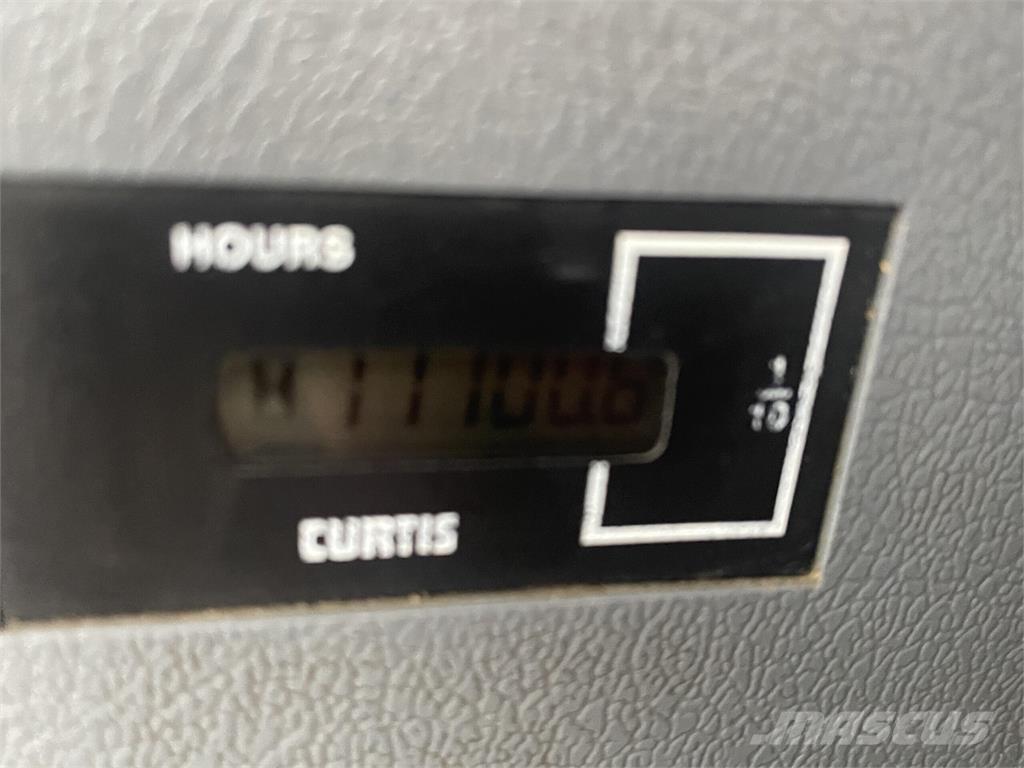 Hyundai HX520L Crawler excavators