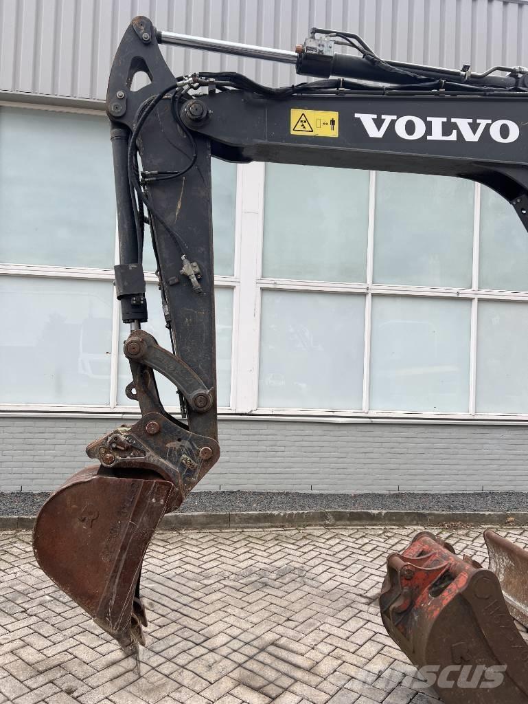 Volvo ECR 88 D    2016 Midi excavators  7t - 12t
