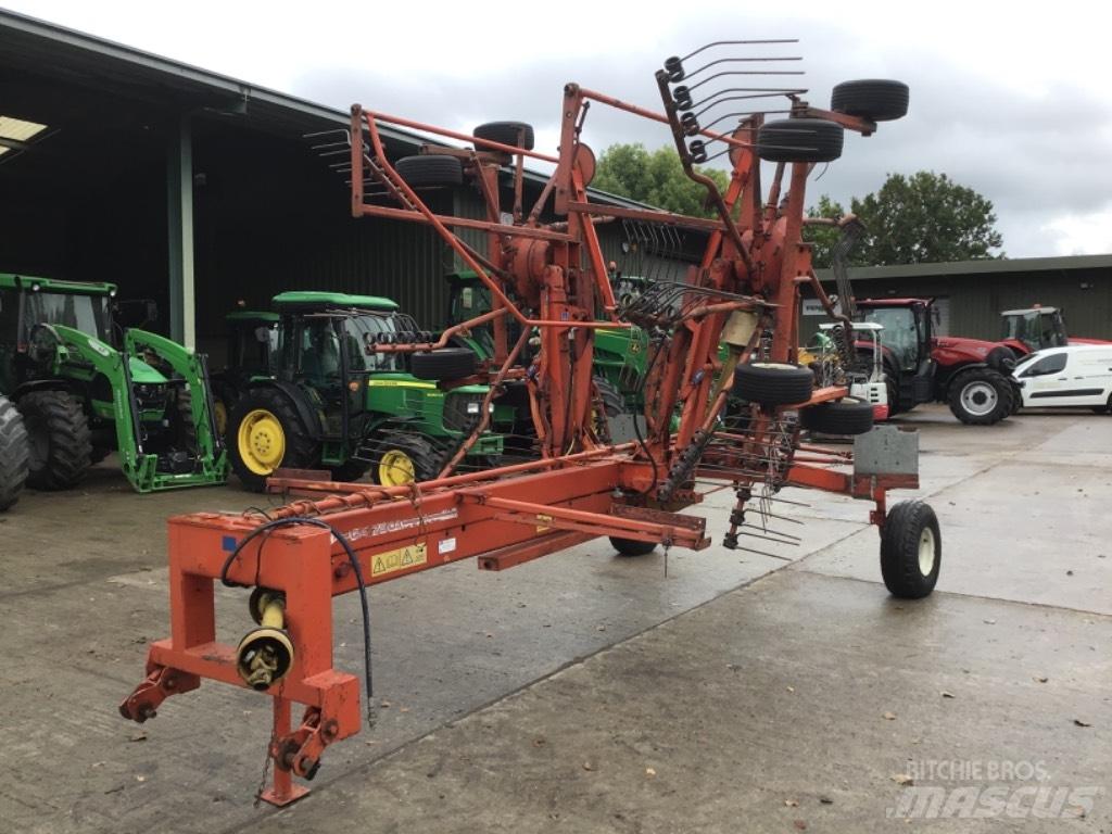 Kuhn GA 7301 Rakes and tedders