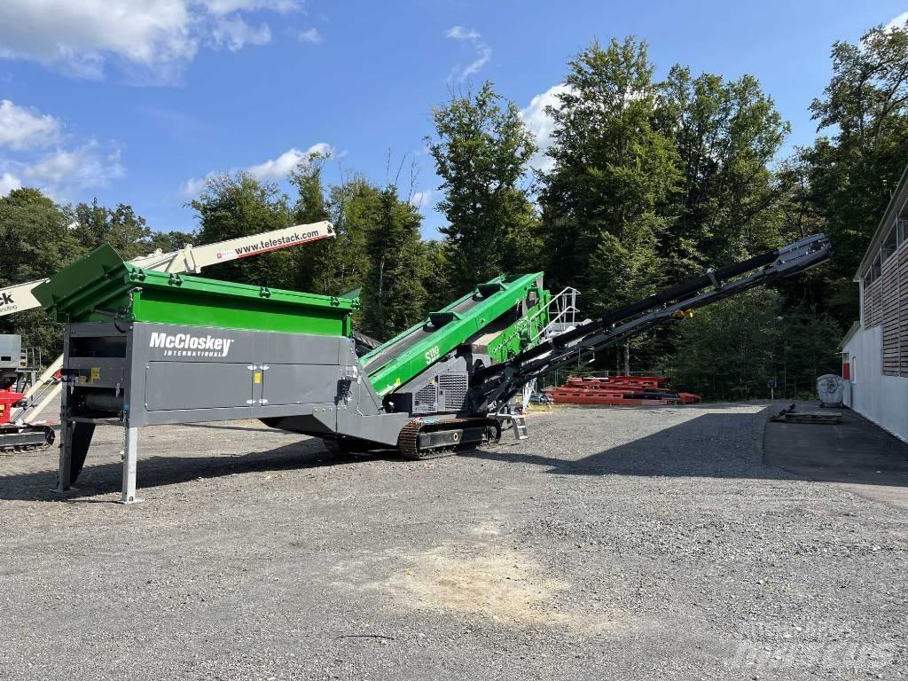 McCloskey S110 Mobile screeners