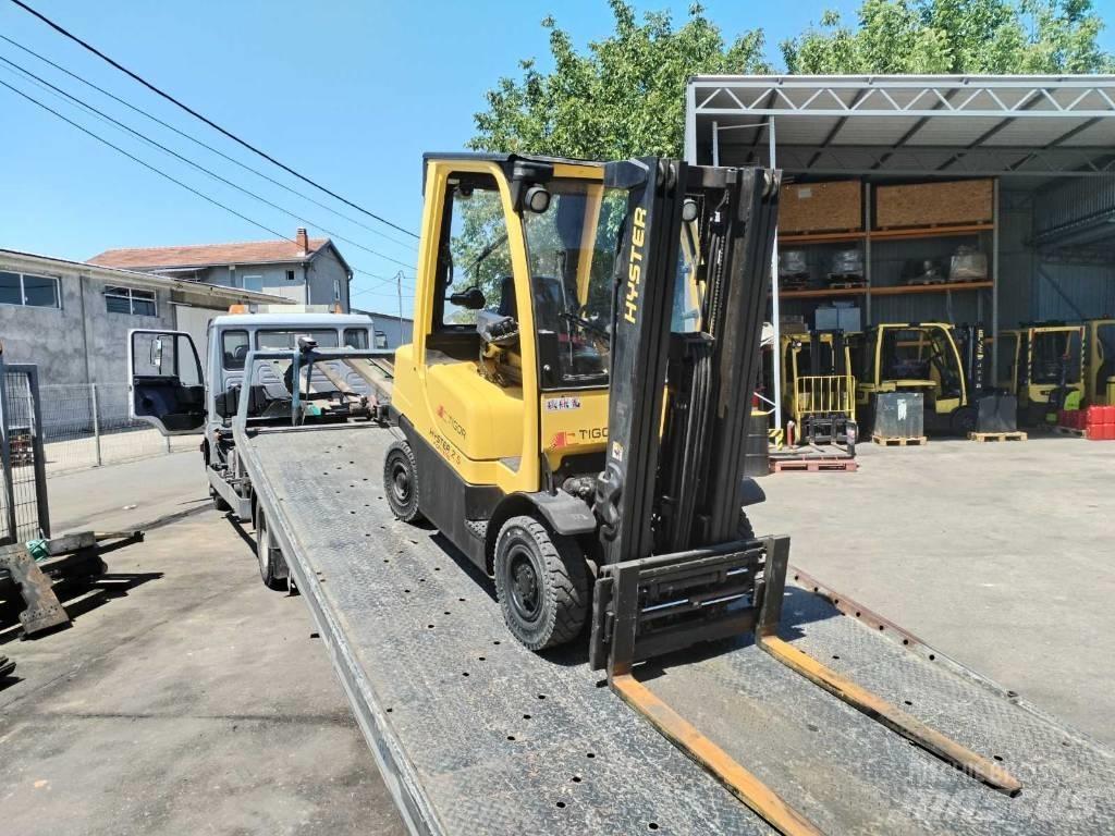 Hyster H2,5FT Diesel trucks