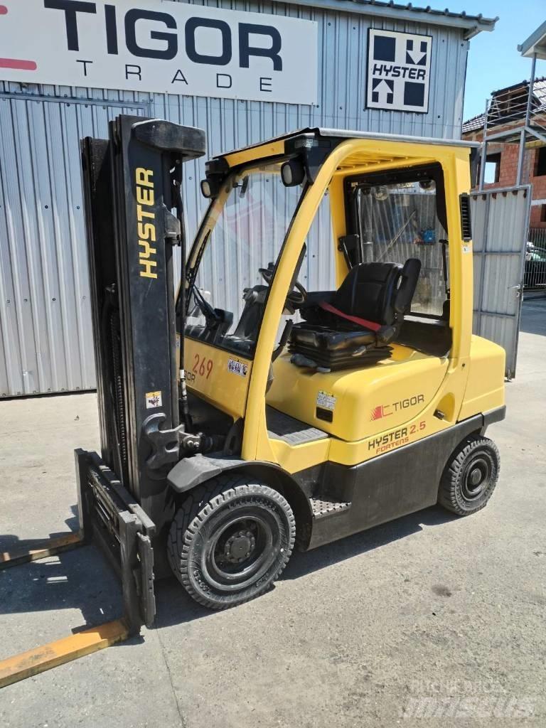 Hyster H2,5FT Diesel trucks