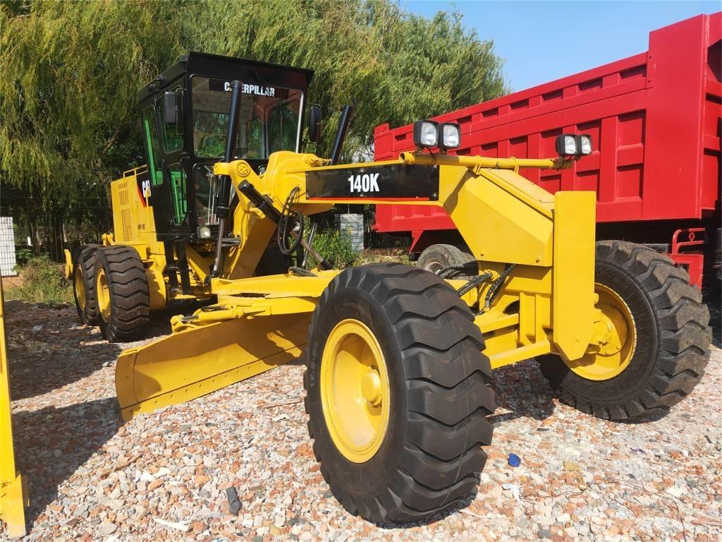 CAT 140 K Graders