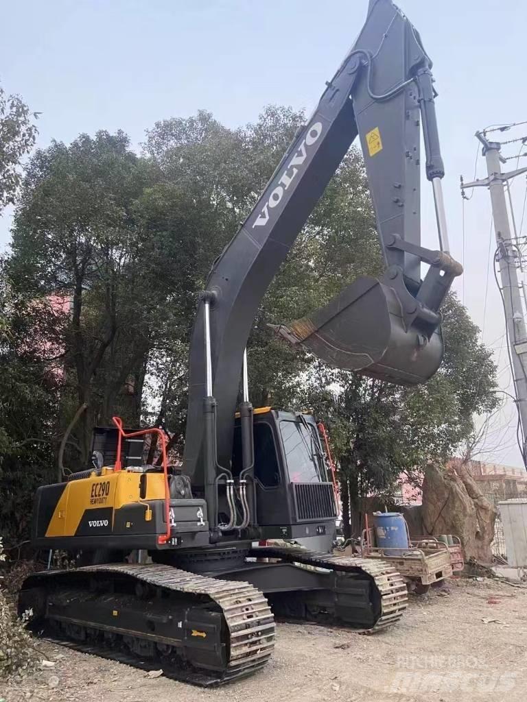 Volvo 290D Crawler excavators