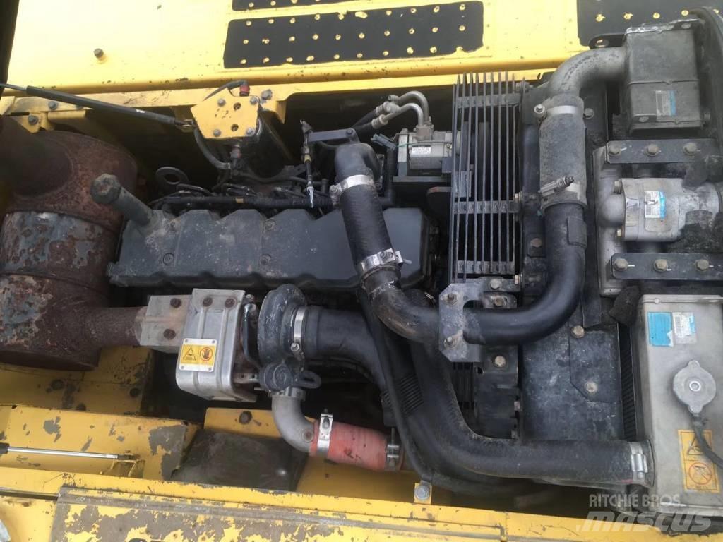 Komatsu PC 220-8 Crawler excavators