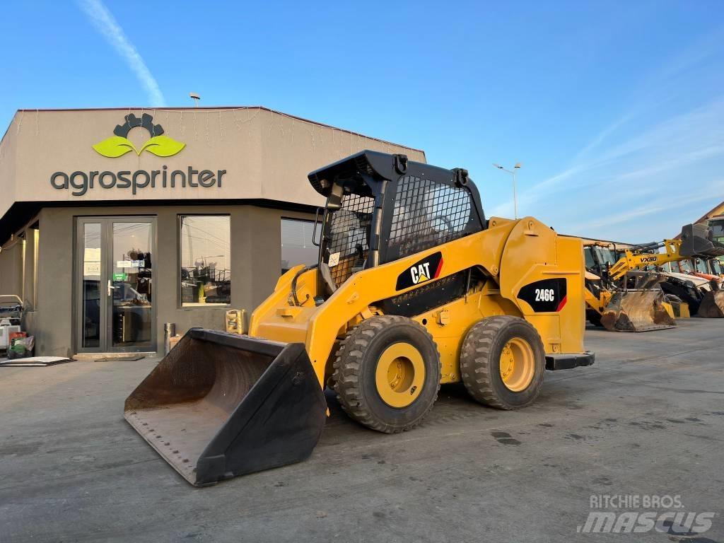 CAT 246 C Skid steer loaders