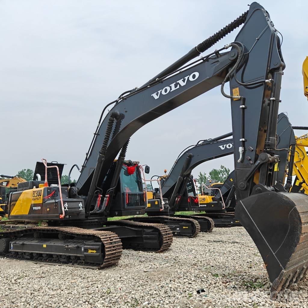 Volvo 300 Crawler excavators