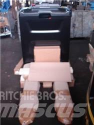Hyster P2.0S FBW Low lifter with platform