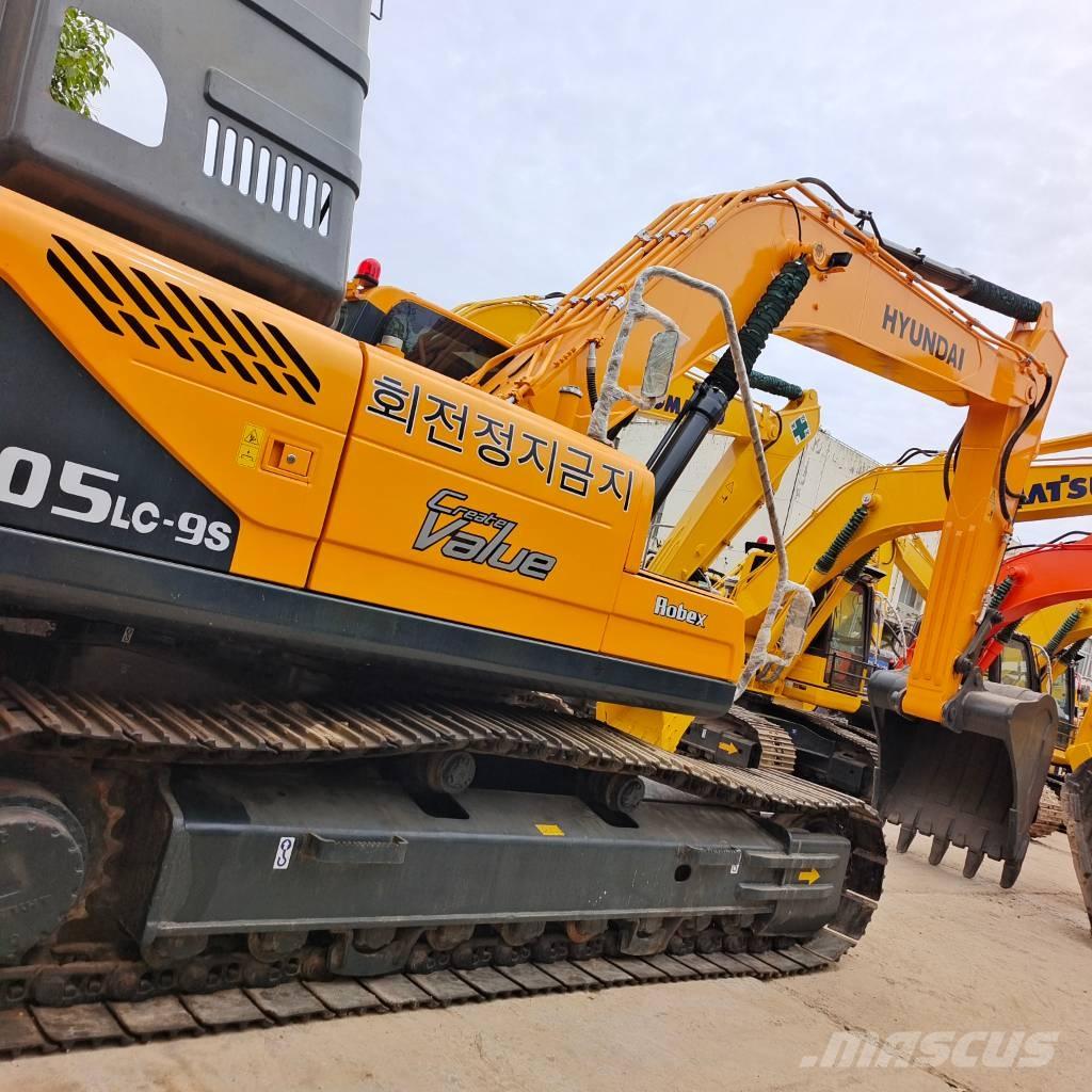 Hyundai 305 LC-9T Crawler excavators