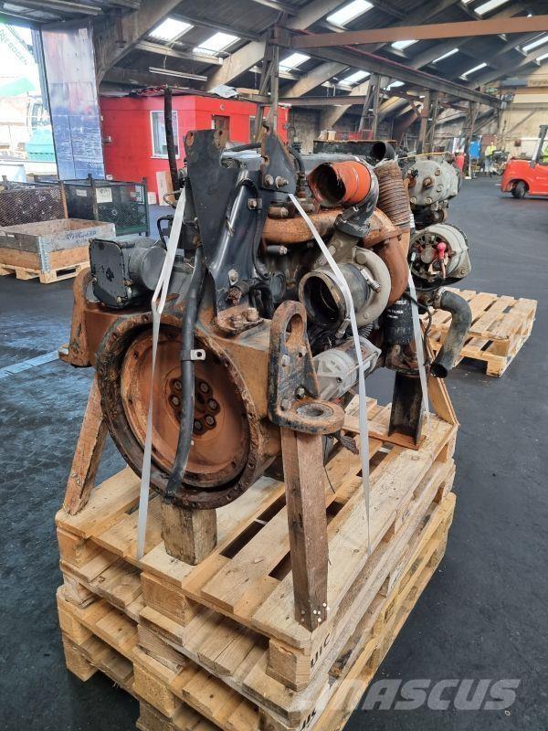 Iveco F4HE9684E Engines