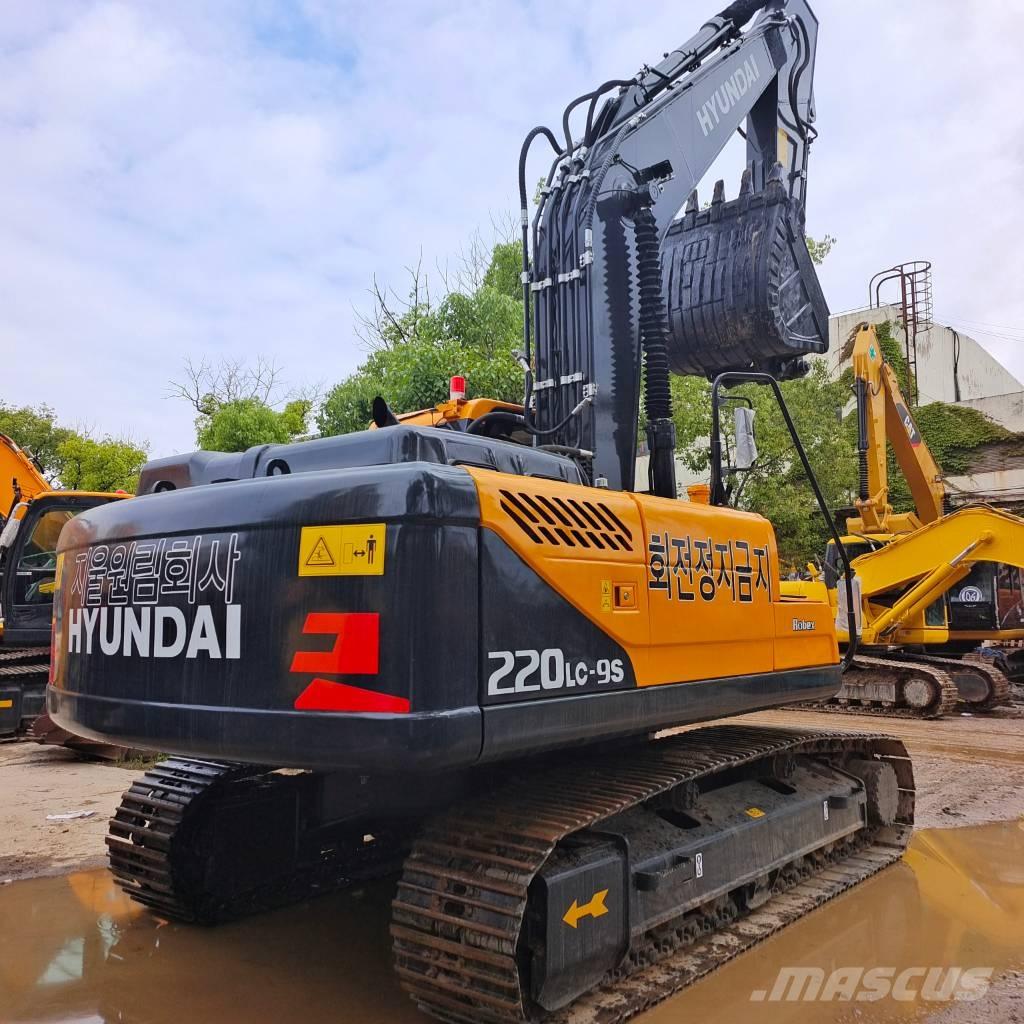 Hyundai 220LC-9S Crawler excavators