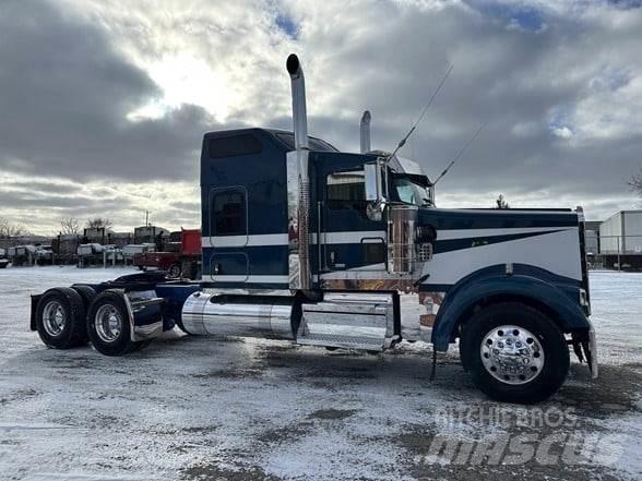Kenworth W900L Tractor Units
