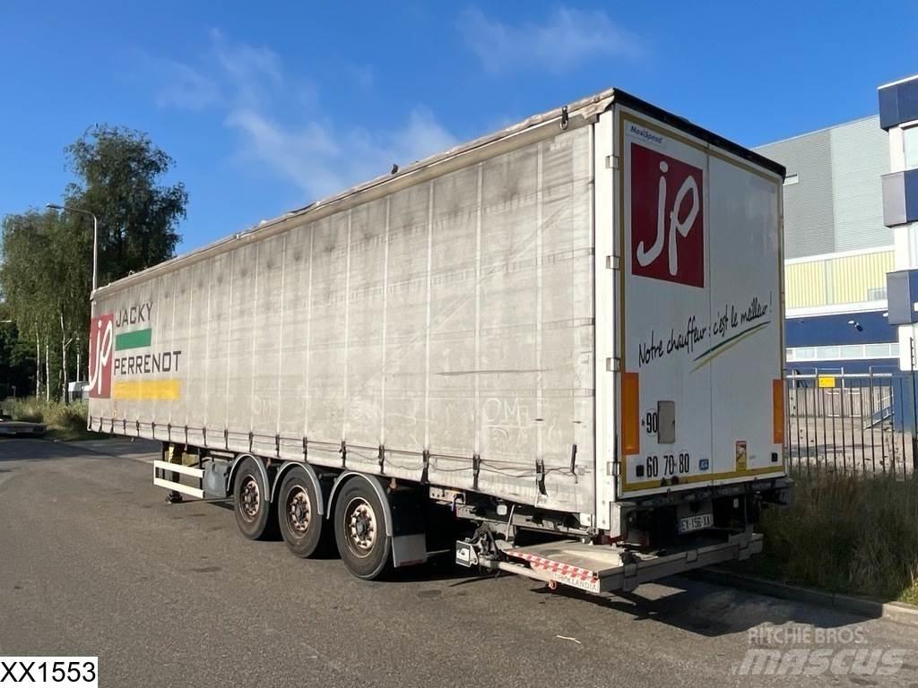 Fruehauf Tautliner Curtainsider semi-trailers