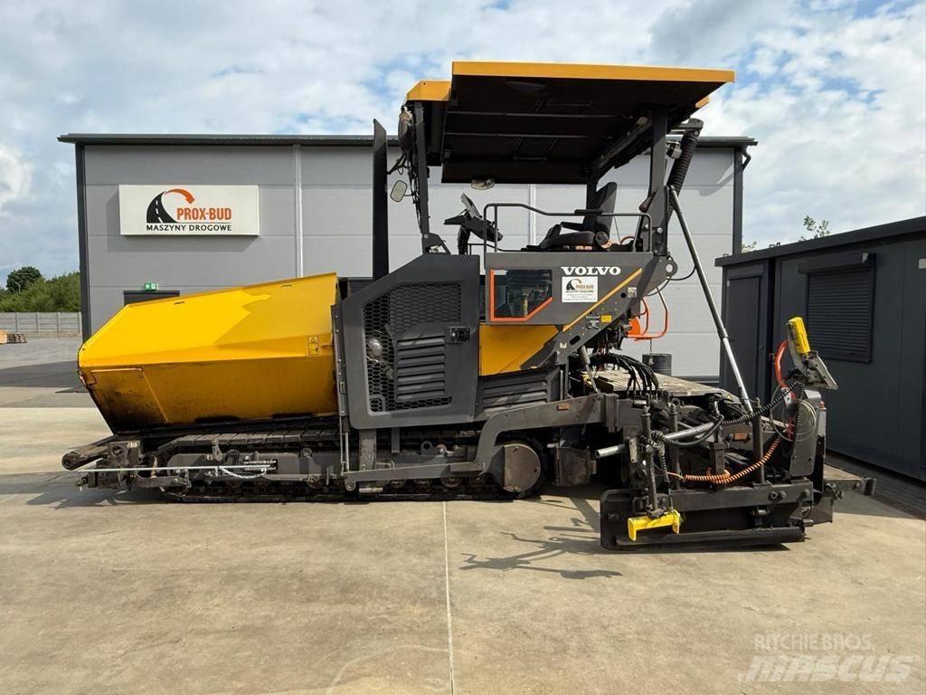 Volvo P 7820 D Asphalt pavers