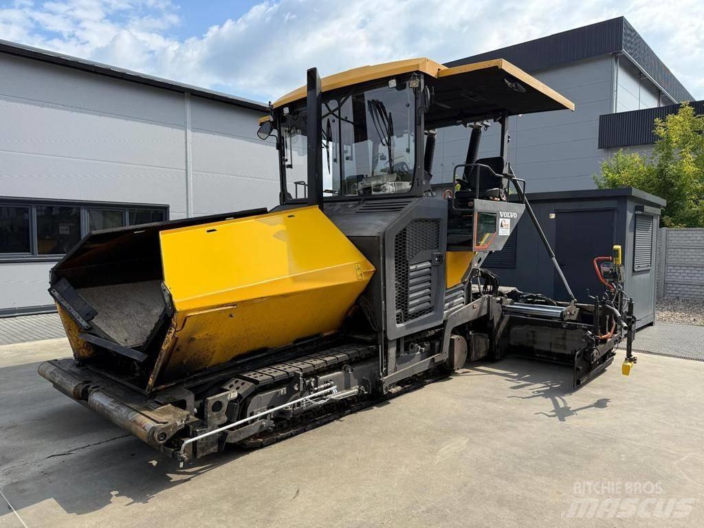 Volvo P 7820 D Asphalt pavers