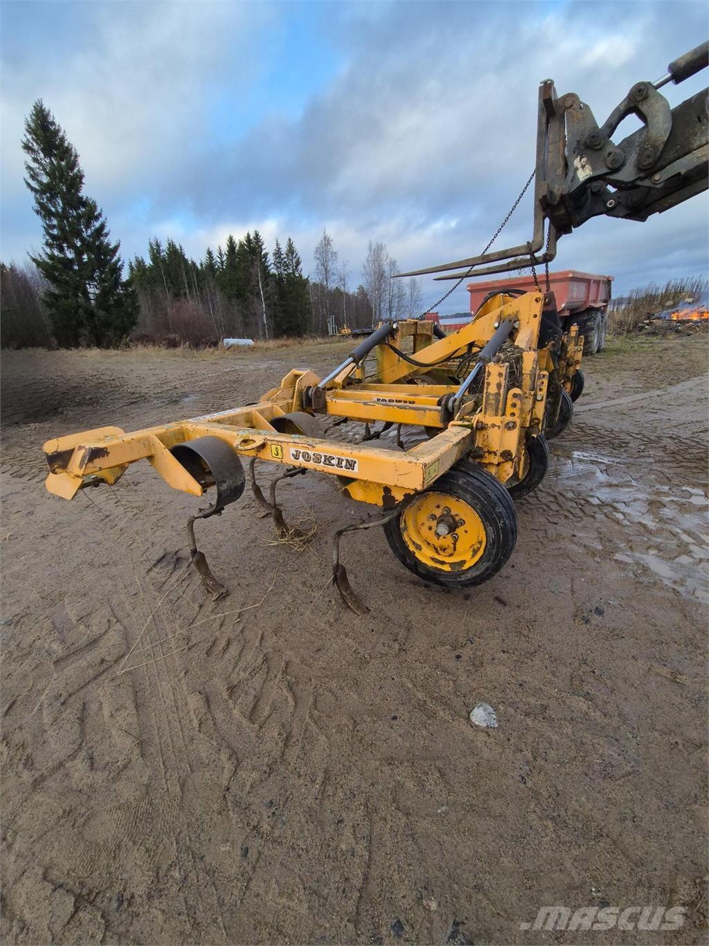 Joskin 5700 Cultivators