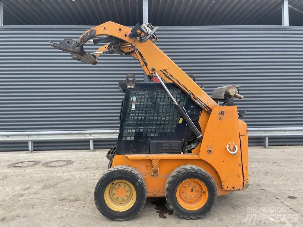 CAT 226B Skidders
