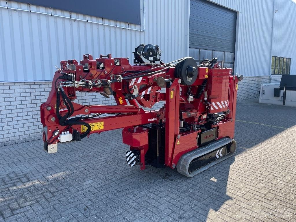 Hoeflon C 10 Mini cranes