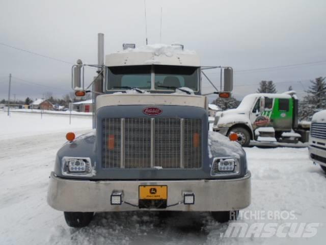 Peterbilt 330 Recovery vehicles