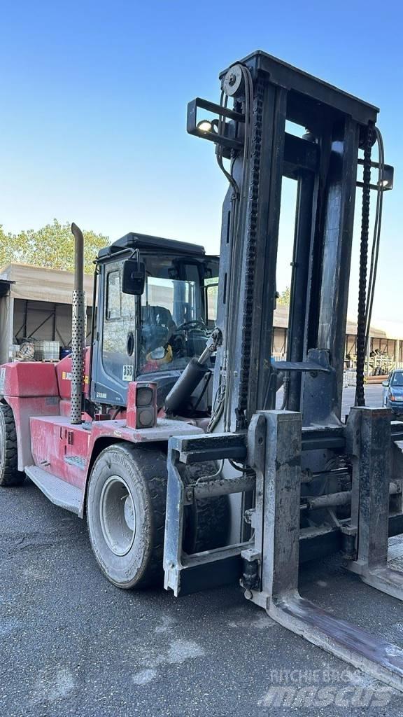 Kalmar DCG 160-12 Diesel trucks