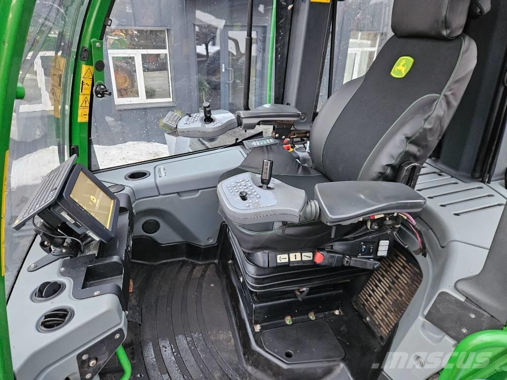 John Deere 1510 E Forwarders
