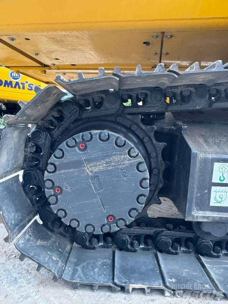Komatsu PC 200-8 Crawler excavators