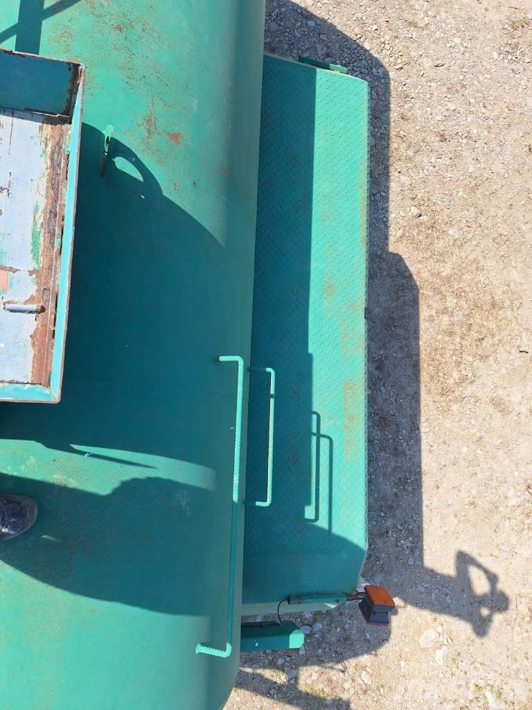 Vepi 13500 Slurry tankers
