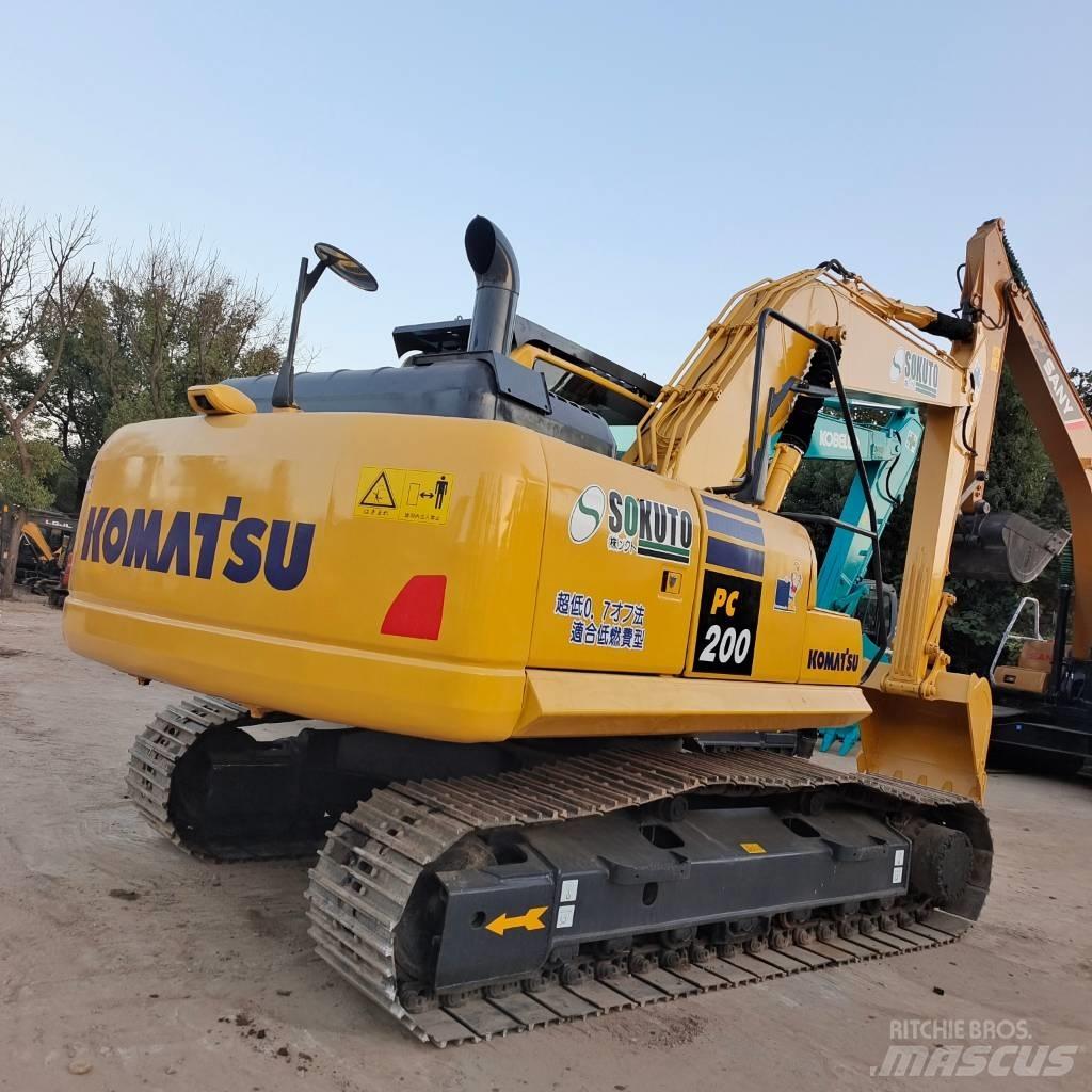 Komatsu PC 200-8 Crawler excavators