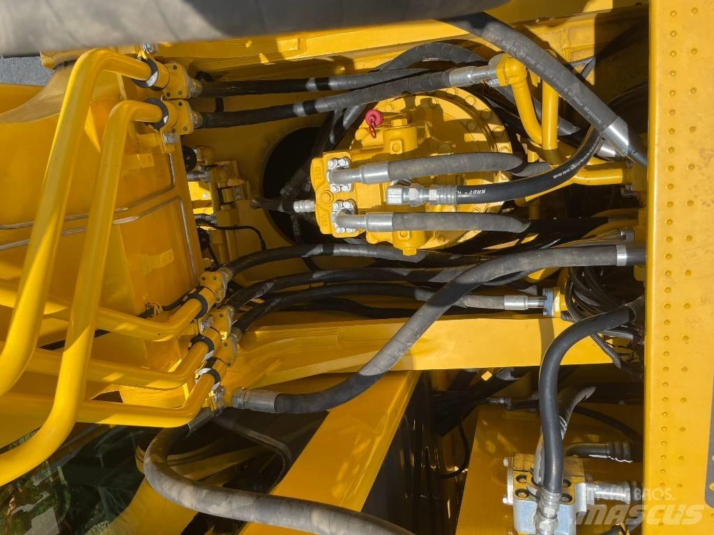 Komatsu PC 400 Crawler excavators