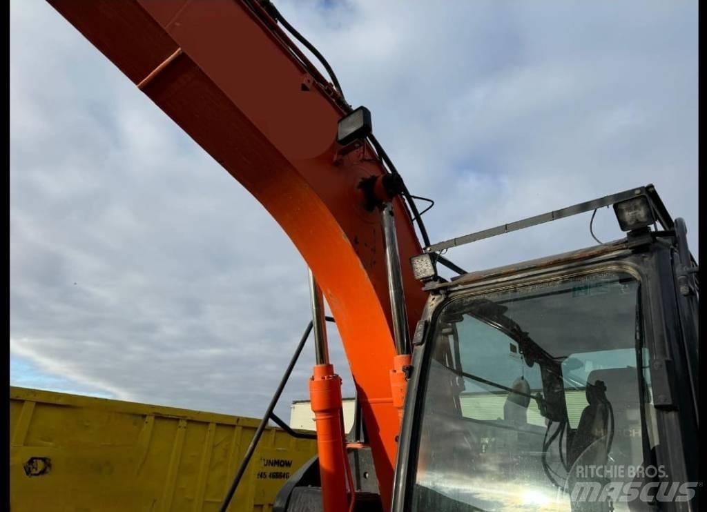 Hitachi 130 LCN Crawler excavators