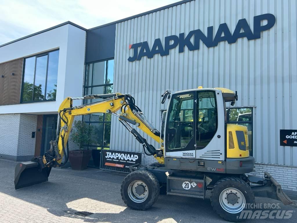 Wacker Neuson EW 65 Wheeled excavators