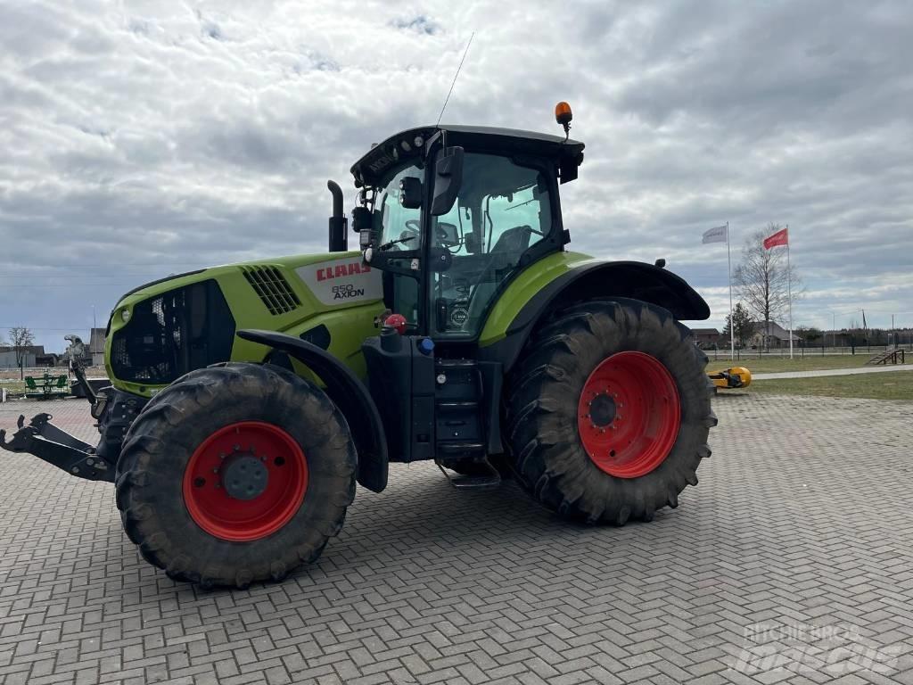 CLAAS Axion 850 Tractors