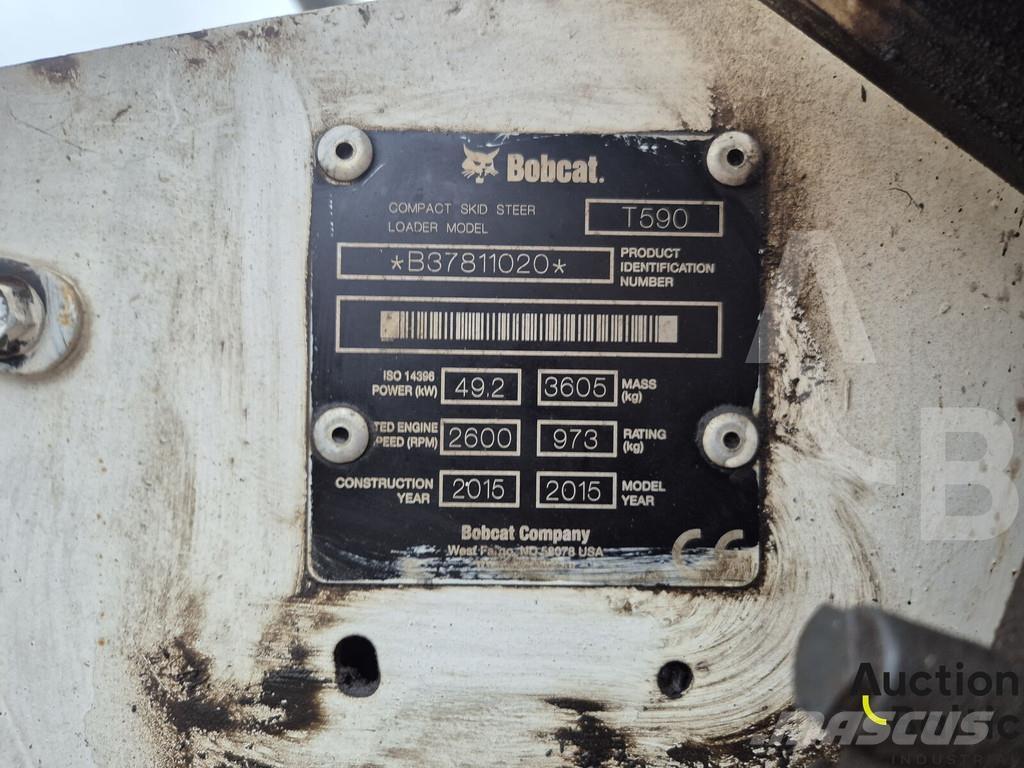 Bobcat T590 Crawler loaders