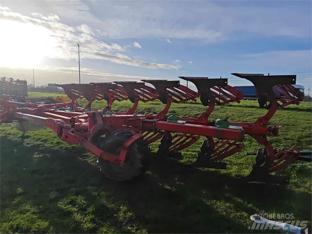 Vogel & Noot A170 Conventional ploughs