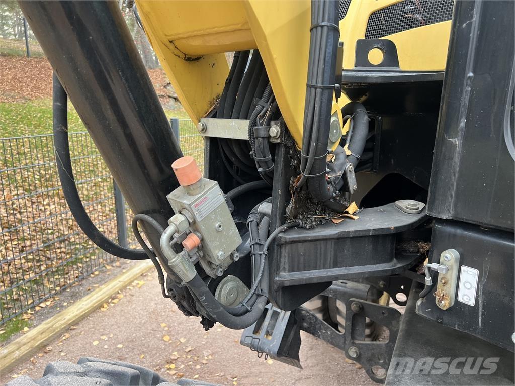 Yanmar B75W Wheeled excavators