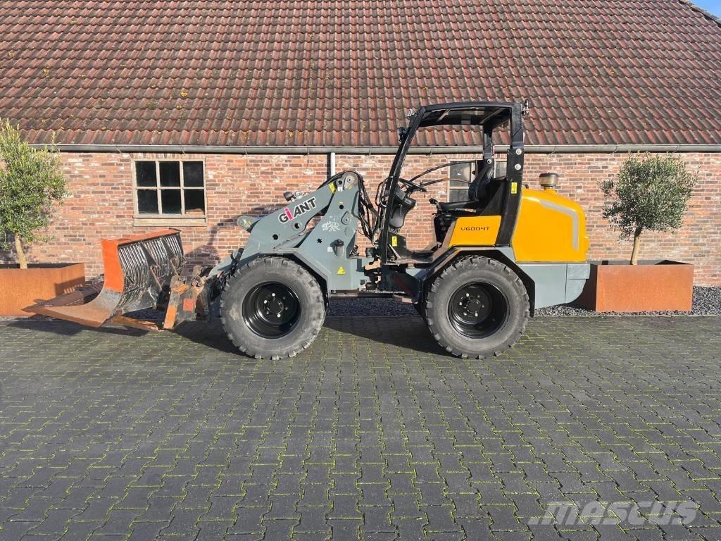 GiANT V 6004 T Mini loaders