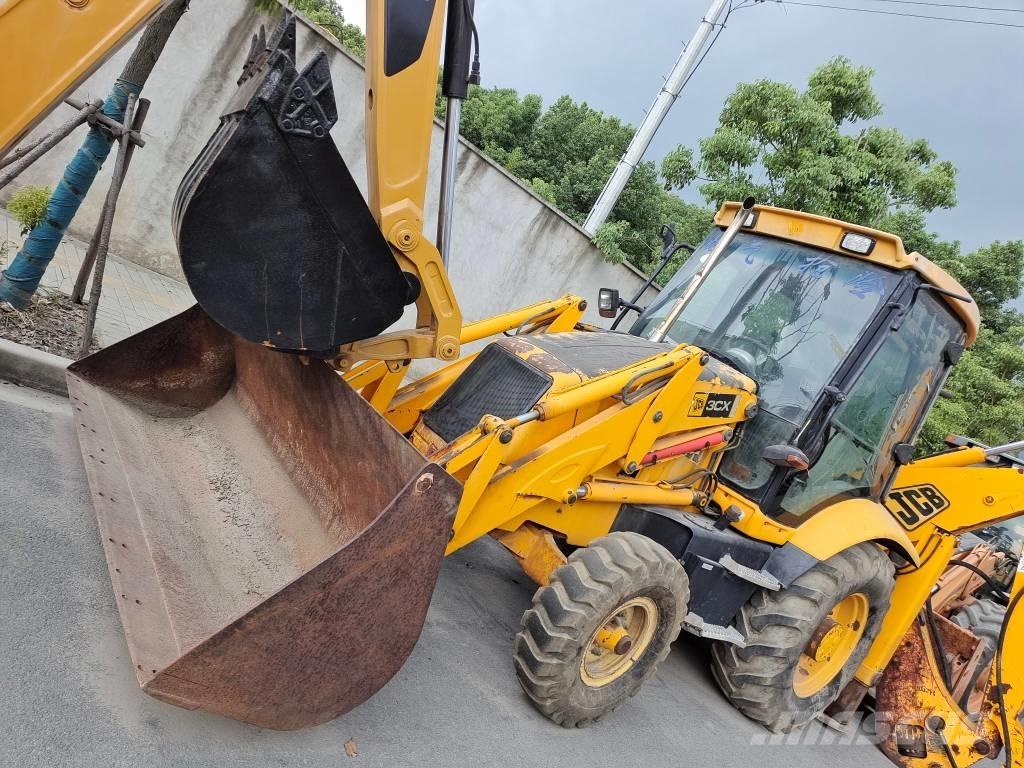 JCB 3 CX Backhoe loaders