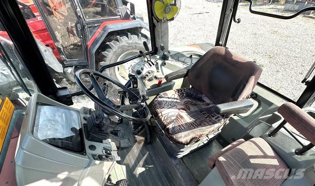 Massey Ferguson 6140 Tractors