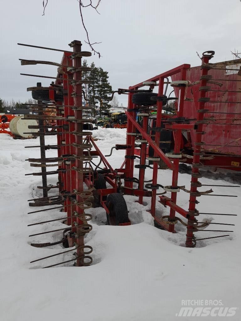 Patu 42 Harrows