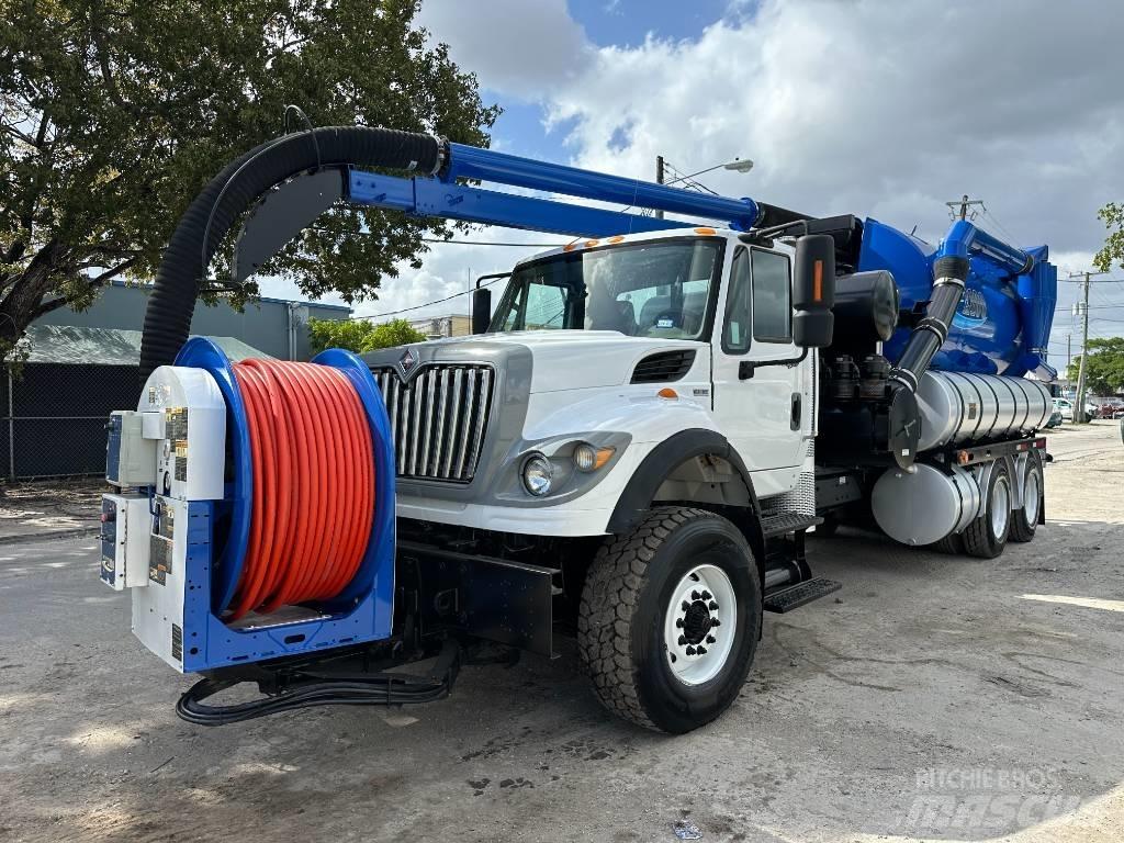 International 7500 Combi / vacuum trucks